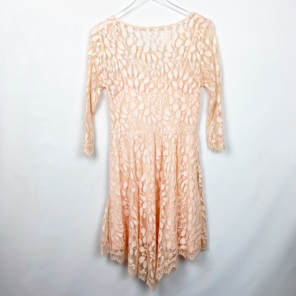 Free People Blush Floral Lace Flounce Dress Small - Picture 2 of 7